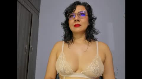Eva online show from August 3, 9:22 pm