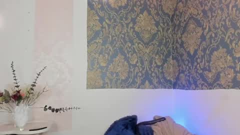 Eva  online show from August 6, 11:09 am