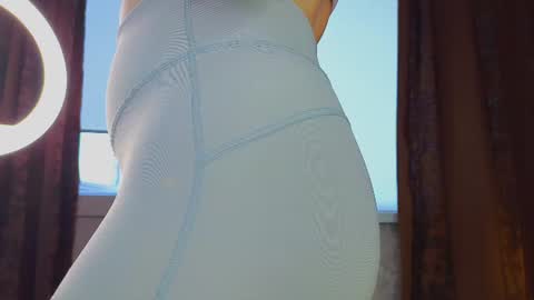 eva_sinn online show from August 5, 1:20 pm