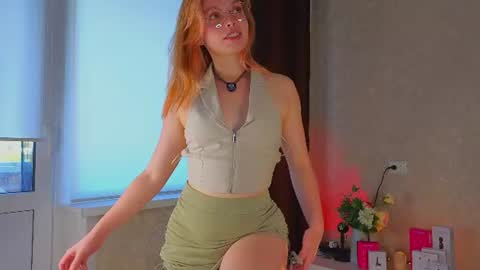 eva_sinn online show from August 10, 3:13 pm