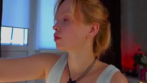 eva_sinn online show from August 11, 2:52 pm
