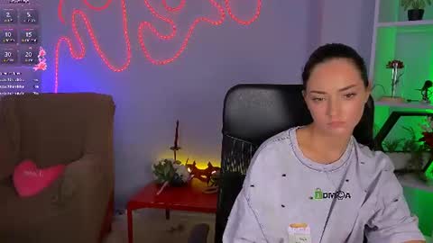 Eva online show from August 11, 9:00 am