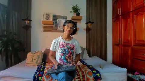 Eva online show from August 12, 12:18 pm