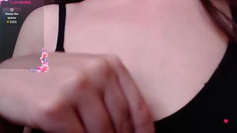 eva and tommi online show from July 6, 11:46 am