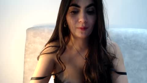 evacollins12 online show from July 25, 2:26 am