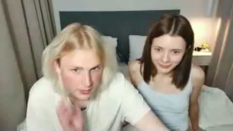 evacris online show from August 16, 12:09 pm