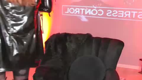 MIstress EvaDragone online show from July 12, 11:00 pm