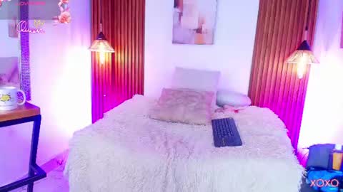 EVA GODDESS  online show from August 14, 7:50 pm
