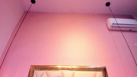 Eva Grace  online show from August 9, 5:08 am