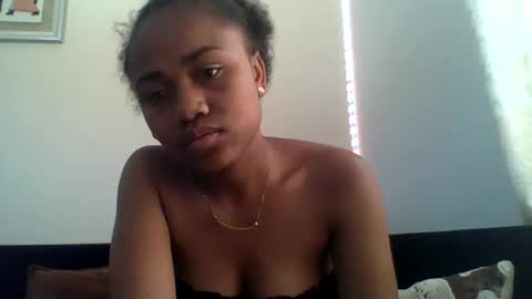 evah14 online show from August 13, 9:34 am
