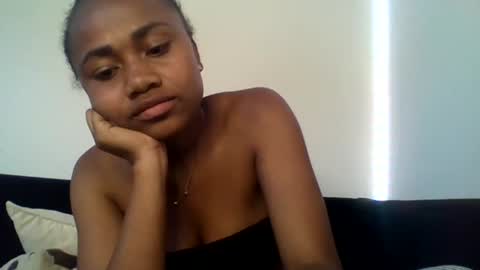 evah14 online show from August 15, 1:37 pm