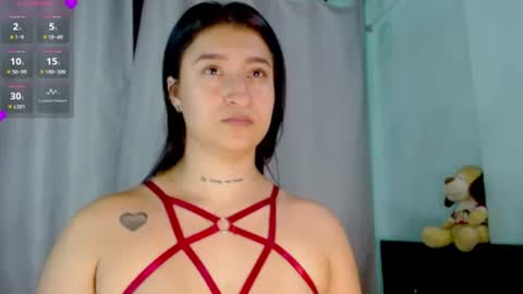 Evah Lee online show from August 14, 6:17 am