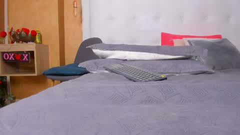 evamilf24 online show from August 5, 3:54 pm