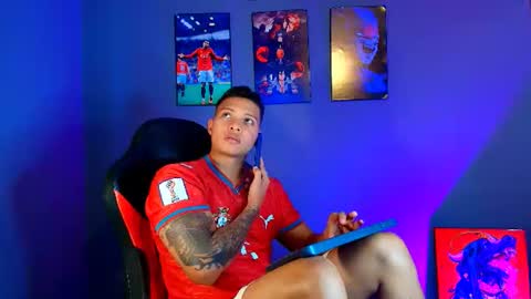 evan_greey online show from July 24, 9:29 pm
