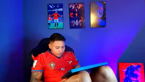 evan_greey online show from July 25, 12:25 am