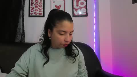 evangeline_soler online show from September 5, 5:40 pm