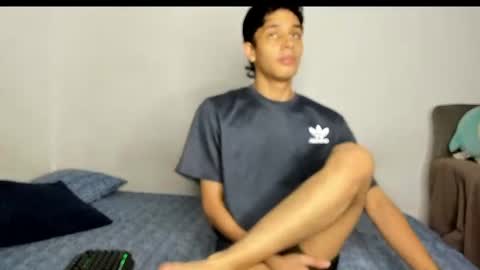 evans_collins24 online show from March 26, 6:56 pm