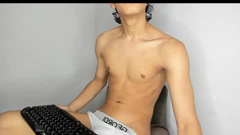 evans_collins24 online show from March 31, 10:07 pm