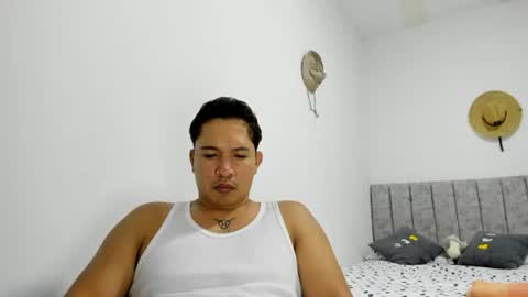 Mai online show from August 10, 1:34 pm