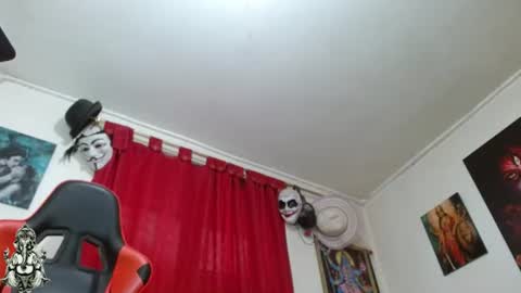 evans_xy online show from August 13, 8:23 pm