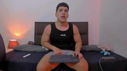 evansfenty online show from August 2, 11:39 am