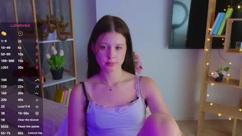 EvaOnyx online show from June 16, 9:57 pm