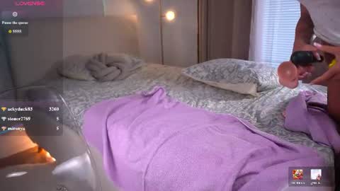 evaorion_ online show from July 5, 10:40 am