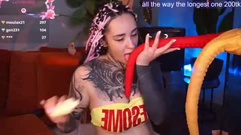 Eva online show from August 14, 5:44 am