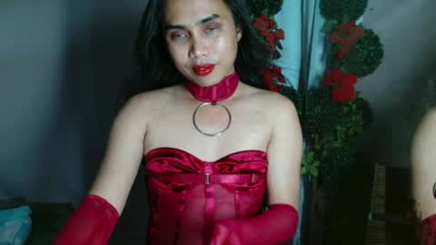 Eva online show from July 24, 12:19 pm