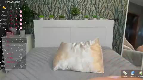 EveLibston online show from August 11, 4:25 am