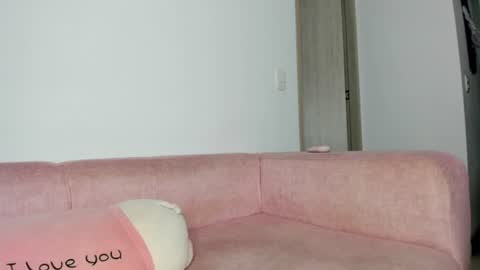 Evelin online show from August 10, 12:01 am