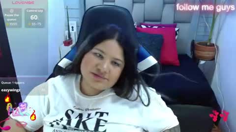 evelin zaens online show from August 4, 10:23 am