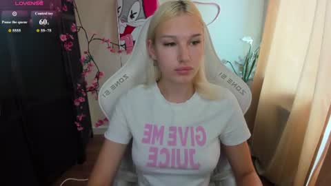 Evelina online show from August 9, 3:18 am