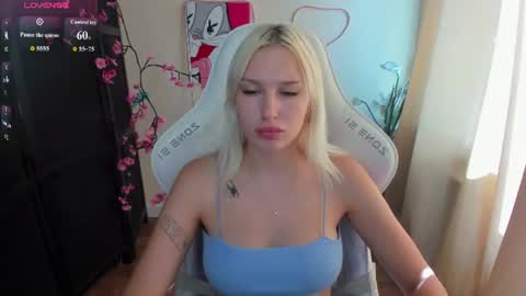 Evelina online show from August 12, 3:20 am