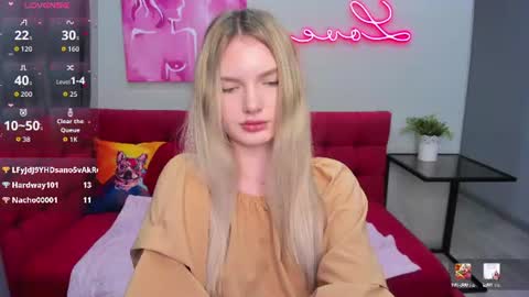 Eveline online show from August 11, 4:03 am