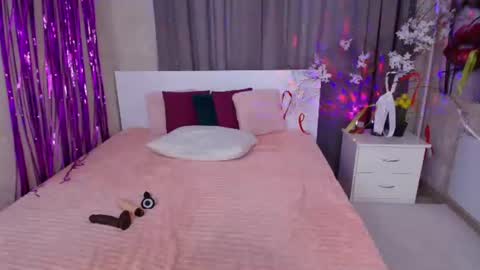 Evelin online show from August 6, 10:03 am