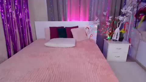 Evelin online show from August 12, 1:02 pm