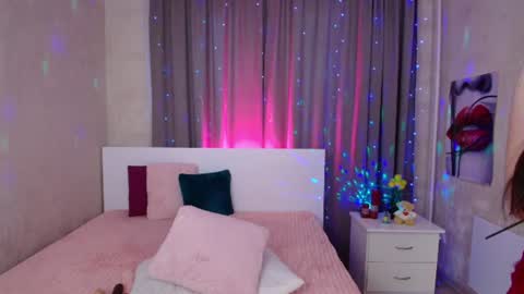 Evelin online show from August 15, 10:52 am