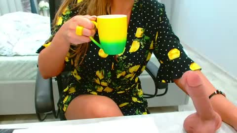 evelove online show from August 3, 3:52 pm