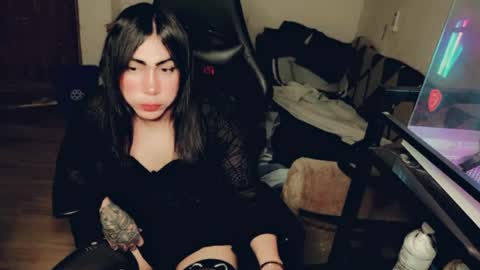 evelyn420521 online show from August 16, 7:12 am