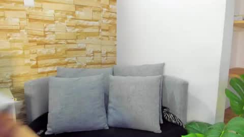 evelyn__rose1 online show from August 6, 2:10 am