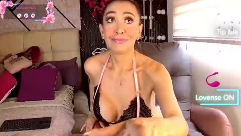 EvelynaGrey online show from August 14, 5:49 pm