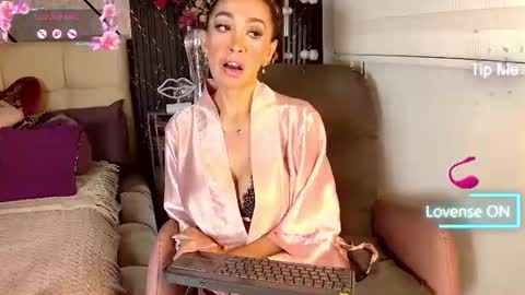 EvelynaGrey online show from August 15, 2:37 am