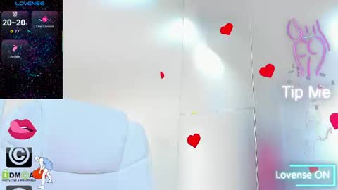 evelyne_rose online show from August 11, 6:48 am