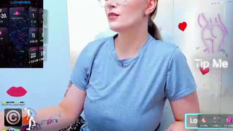 evelyne_rose online show from August 13, 5:32 am