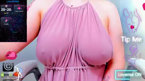 evelyne_rose online show from August 15, 9:24 am
