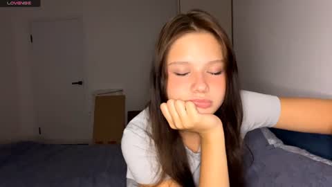 Evelyn Velvet online show from August 10, 6:53 pm