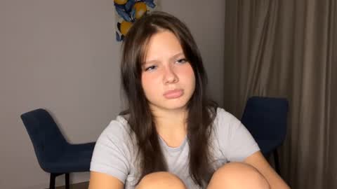 Evelyn Velvet online show from August 10, 7:59 pm