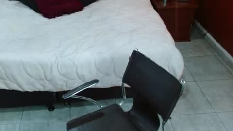 evelynn_fox_ online show from August 1, 2:12 pm