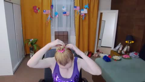 evelynreagan online show from August 7, 6:24 am